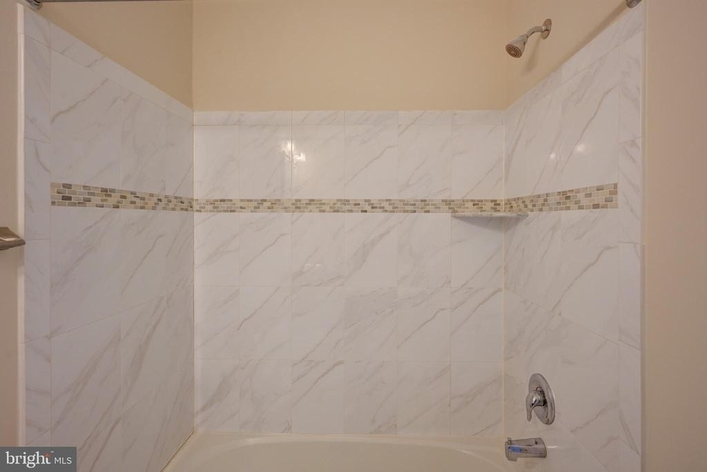 7827 Crystal Brook Way - Photo 20
