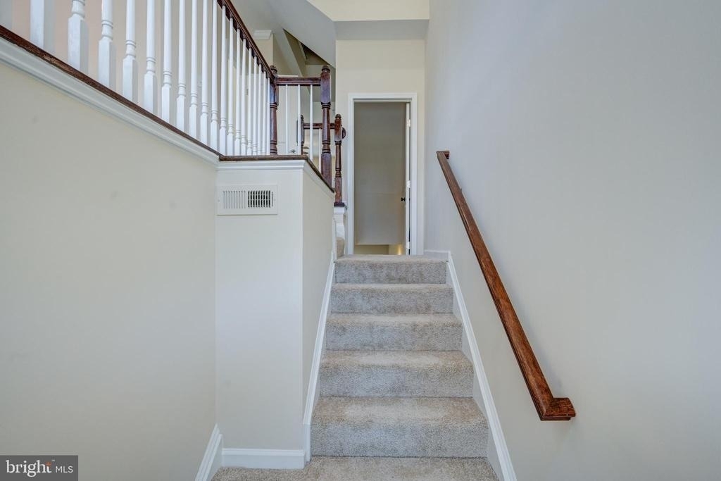 7827 Crystal Brook Way - Photo 3