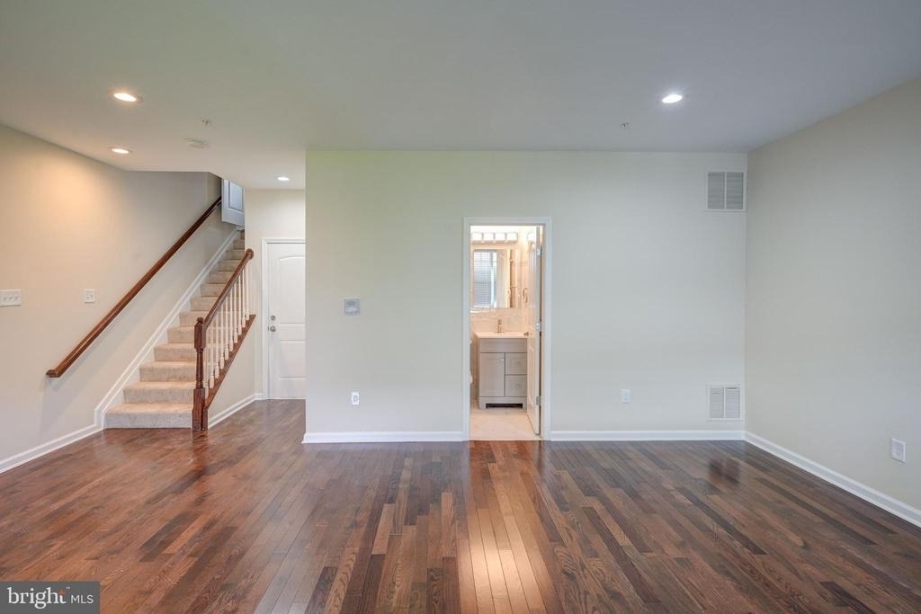 7827 Crystal Brook Way - Photo 34