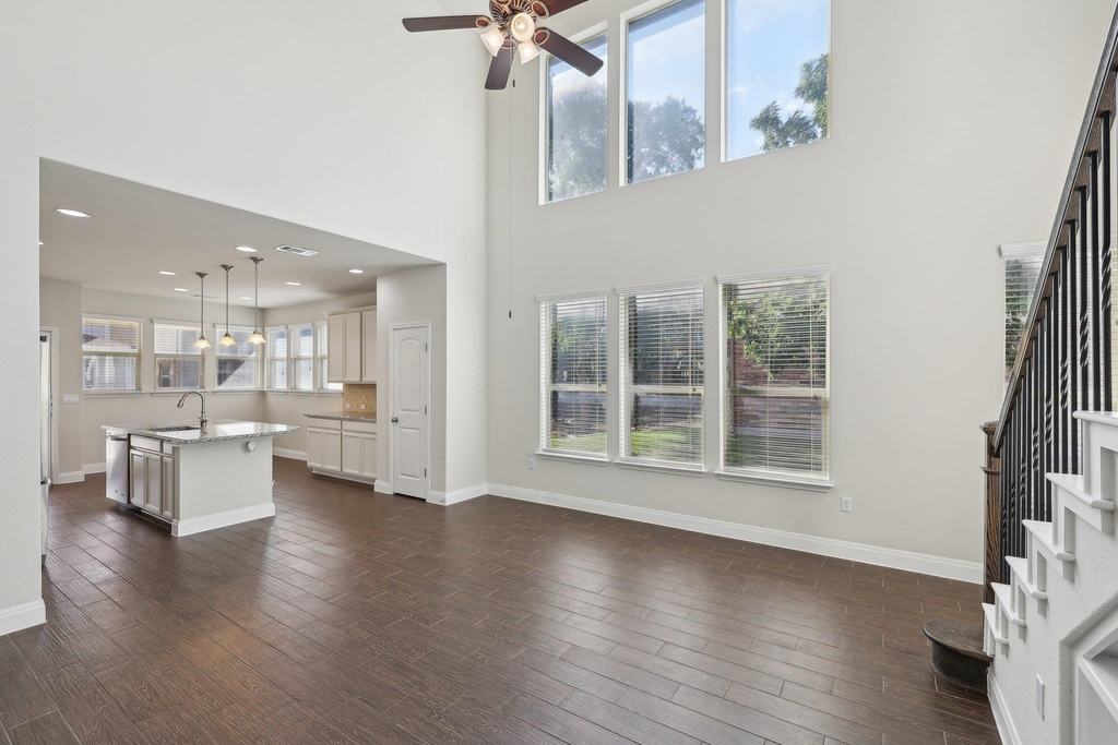 10418 Turnbull Loop - Photo 5