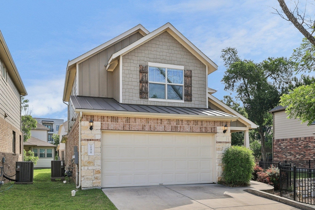 10418 Turnbull Loop - Photo 2