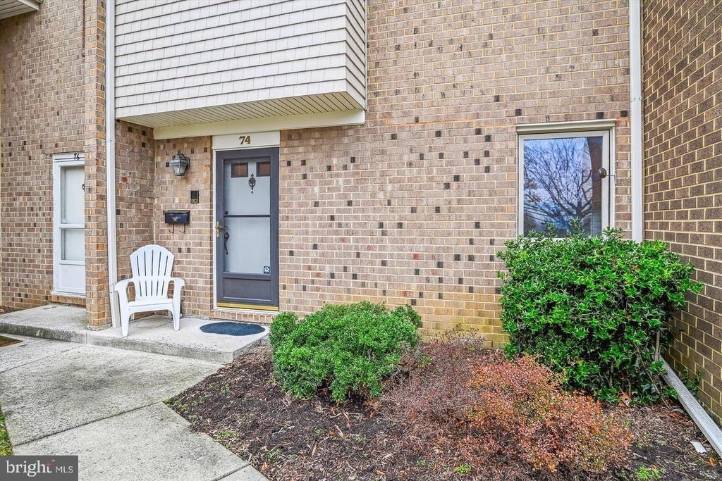74 Gentry Court - Photo 0