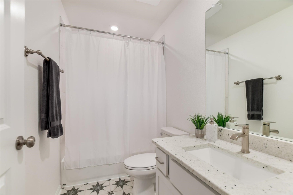 737 Leeward Pass - Photo 26