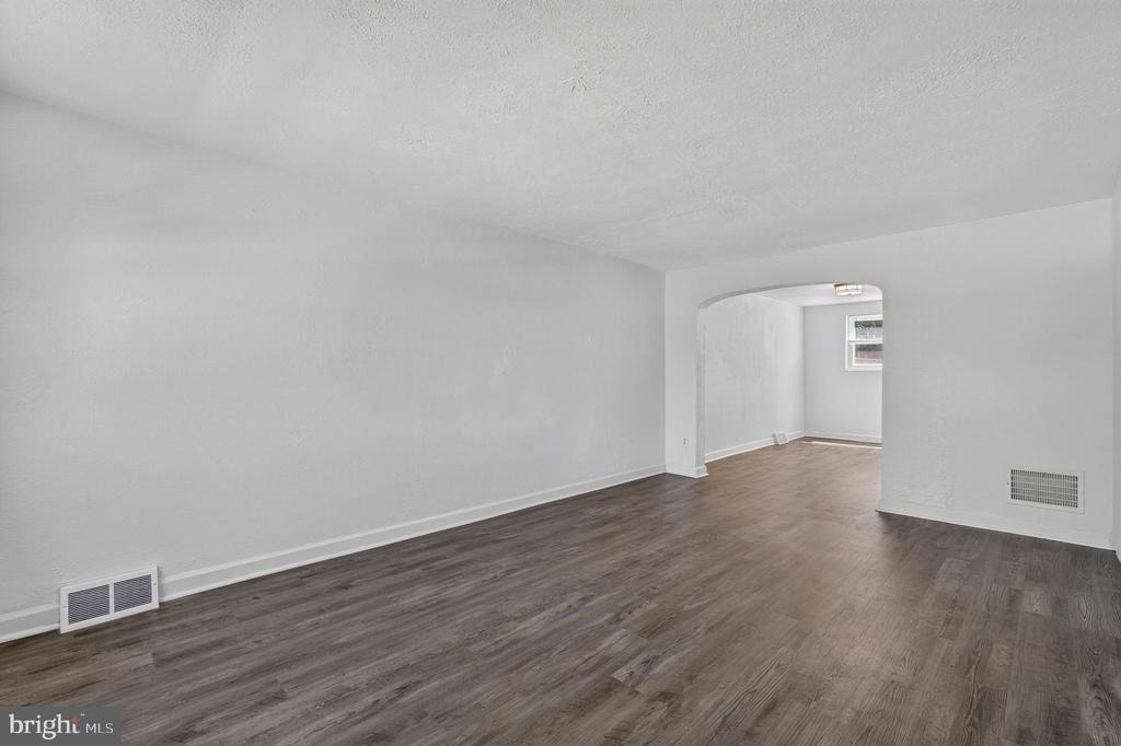 53 Madison Drive - Photo 8