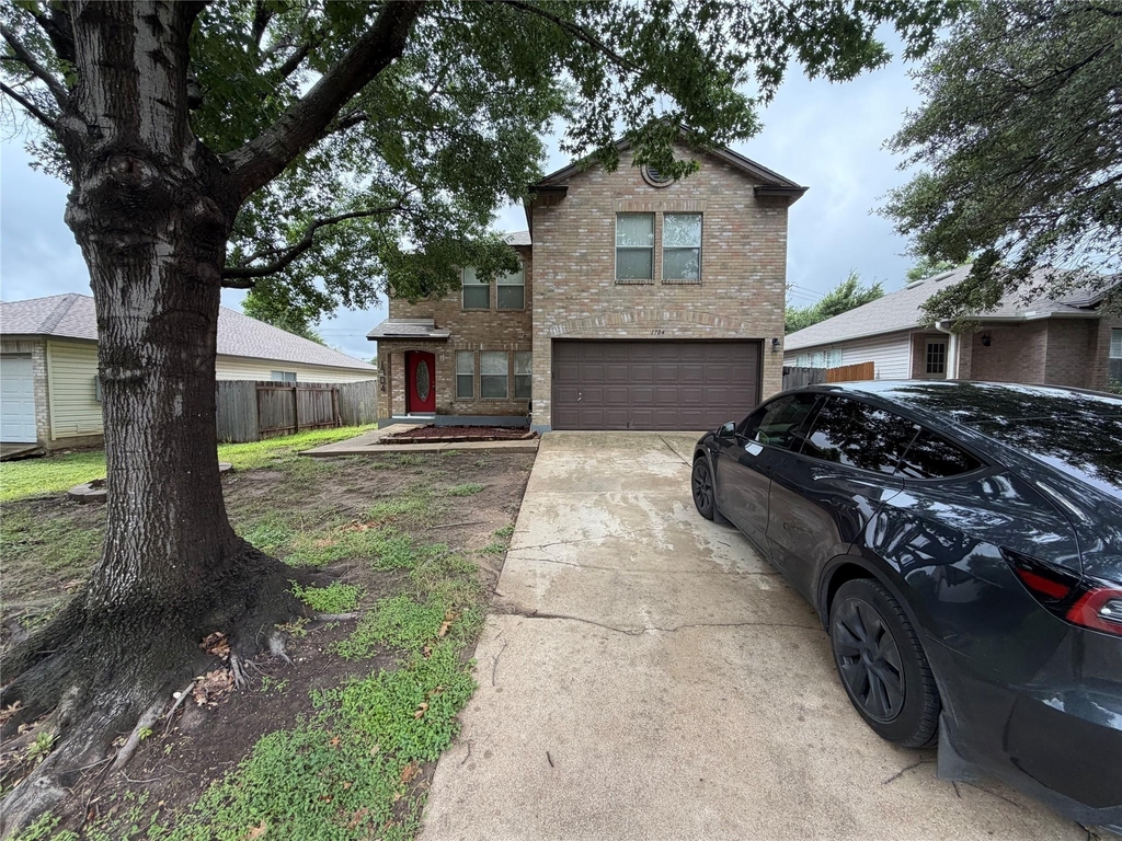 1704 Matagorda Dr - Photo 0