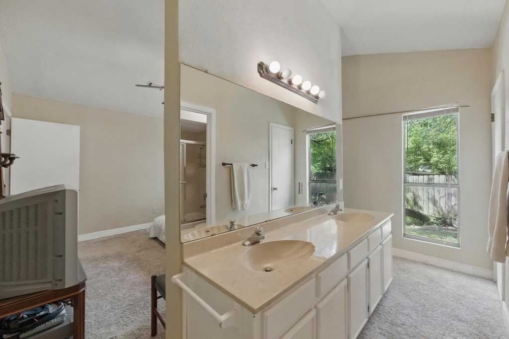 4802 Peach Grove Ct - Photo 5