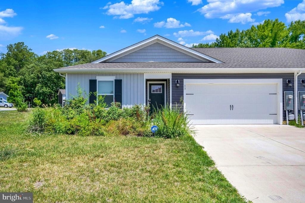 13 Casterline Court - Photo 0
