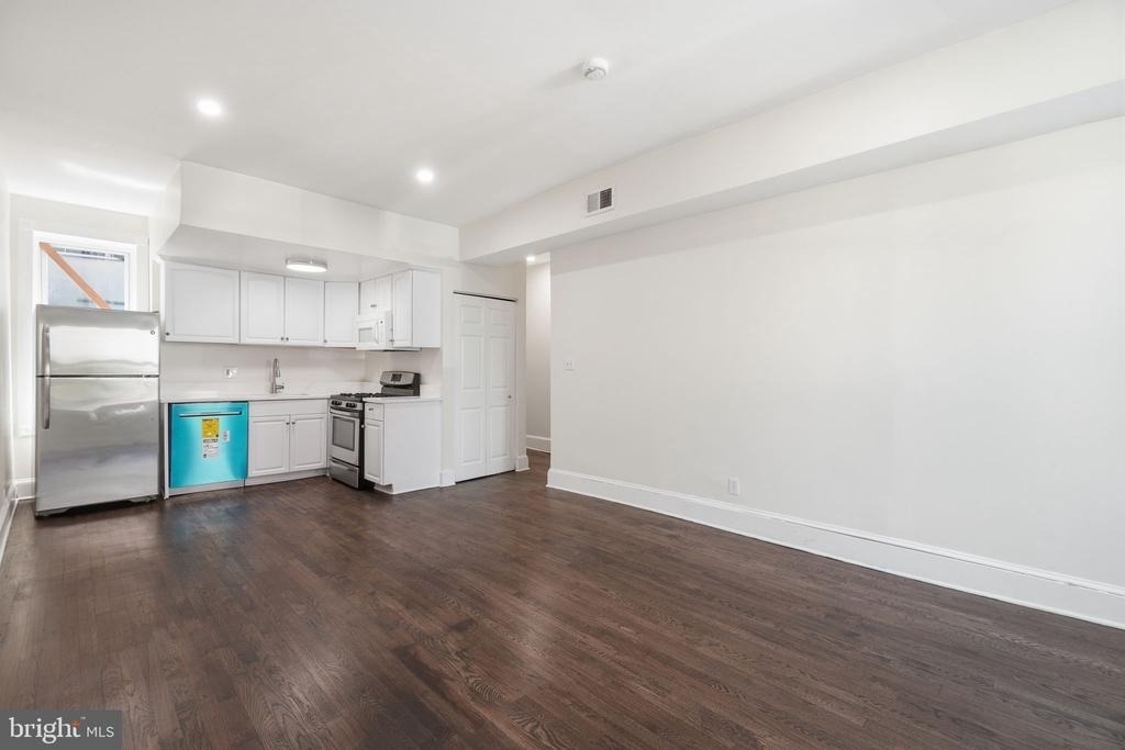1038 6th Street Ne - Photo 7