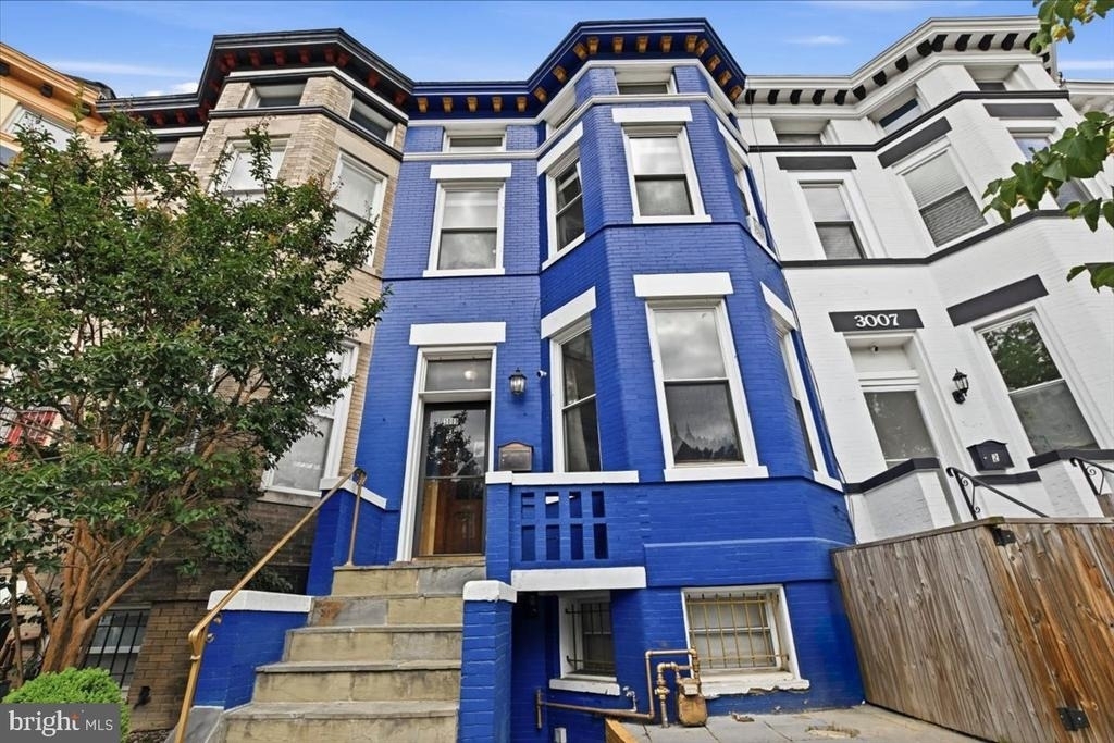 3009 11th Street Nw - Photo 0