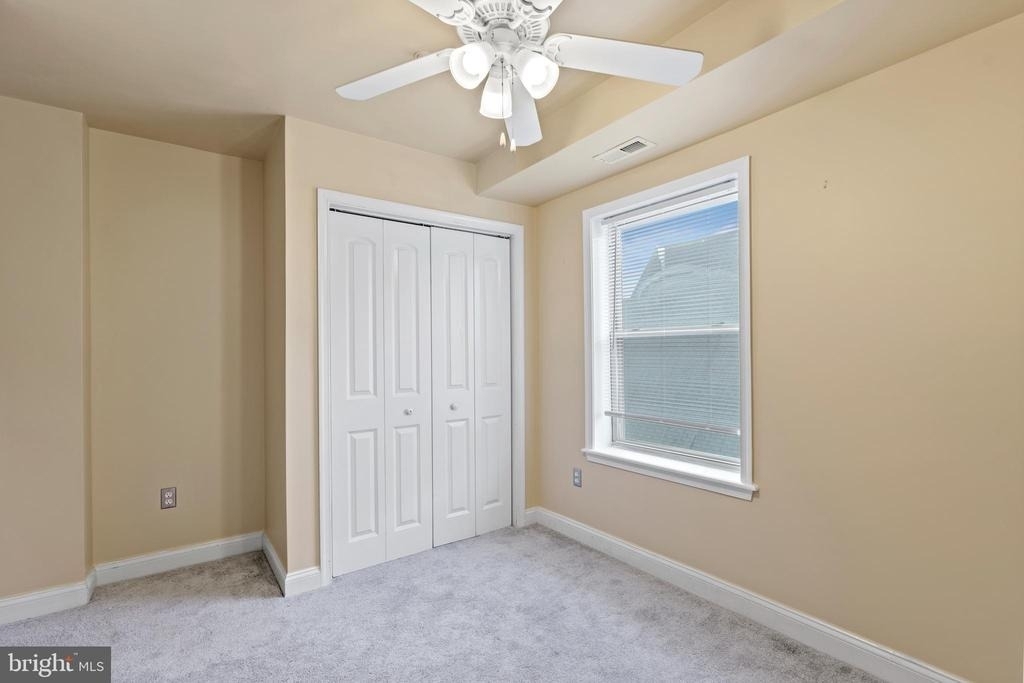 922 Madison Street Nw - Photo 12