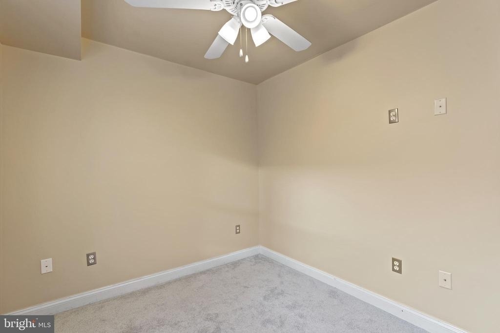 922 Madison Street Nw - Photo 16