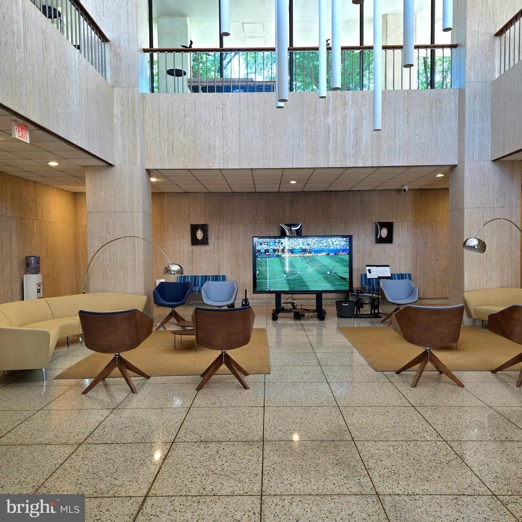 1435 4th Street Sw - Photo 4