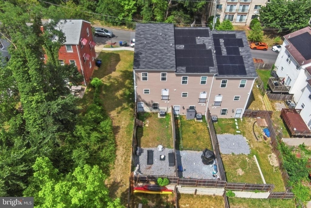 1433 Howard Road Se - Photo 1