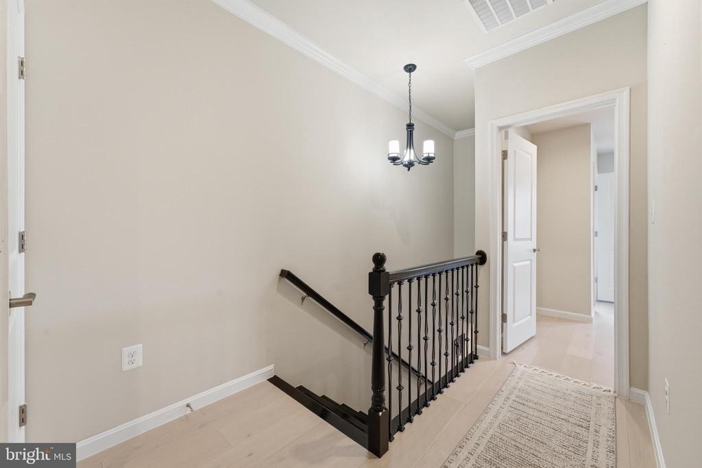 1433 Howard Road Se - Photo 32
