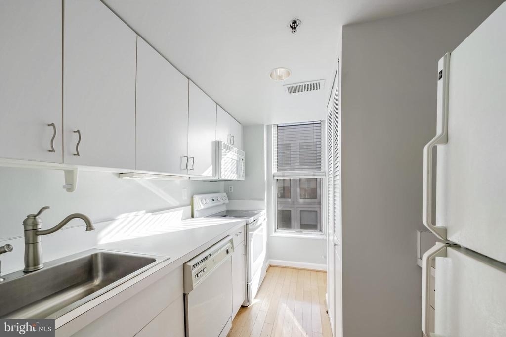 601 Pennsylvania Avenue Nw - Photo 12