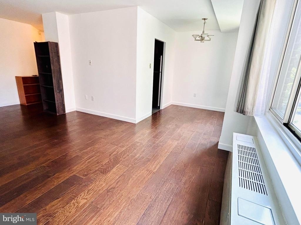 4000 Tunlaw Road Nw - Photo 5
