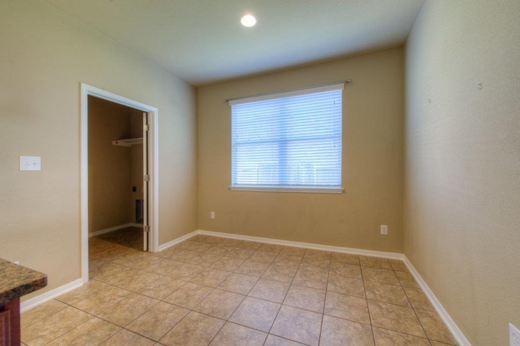 403 Limestone Trl - Photo 11