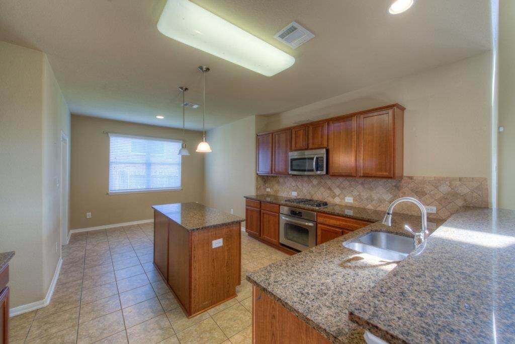 403 Limestone Trl - Photo 10