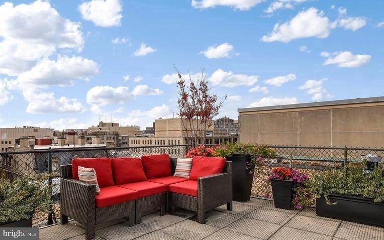 1727 Massachusetts Avenue Nw - Photo 14