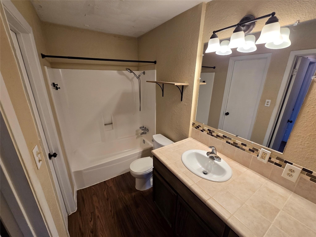 7102 Dan Jean Dr - Photo 8