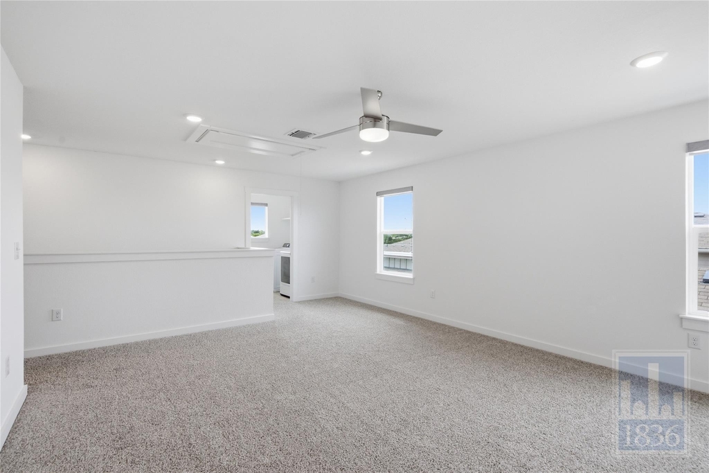 10925 Tildon Ave - Photo 14
