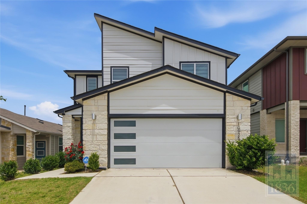 10925 Tildon Ave - Photo 0