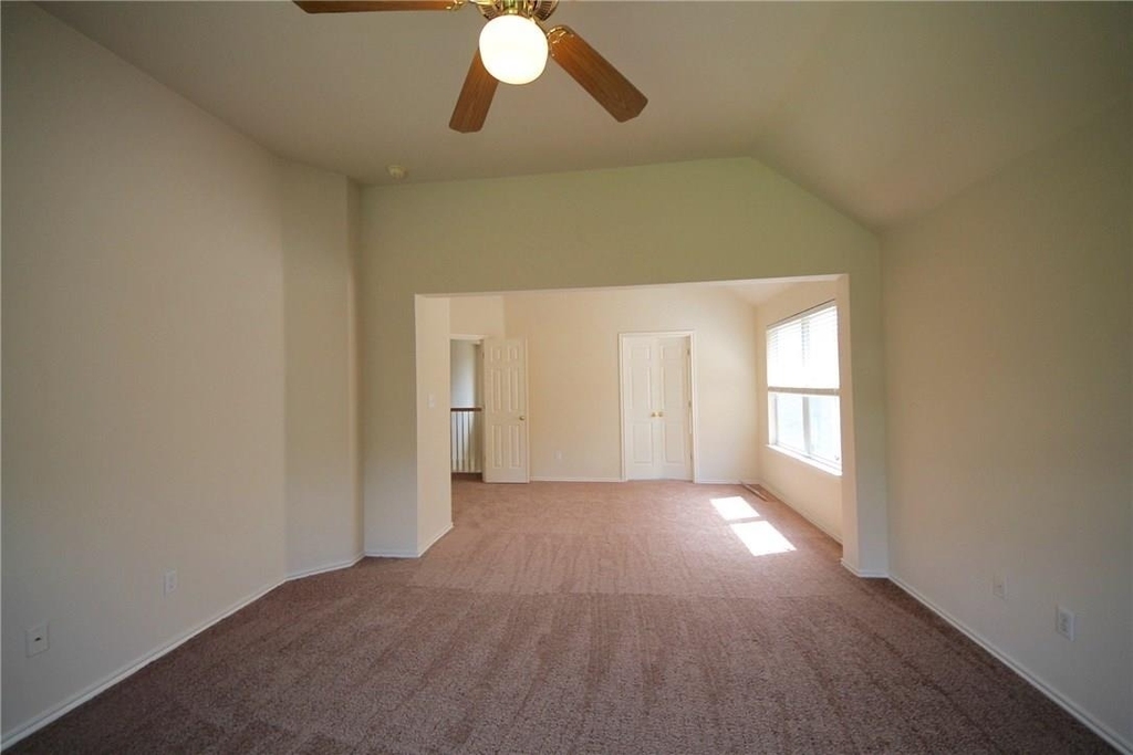 15843 Garrison Cir - Photo 11