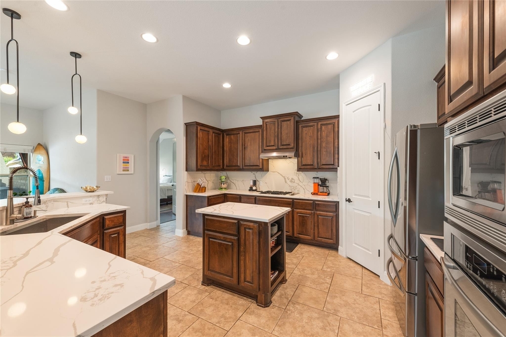 12305 Lostwood Cir - Photo 11