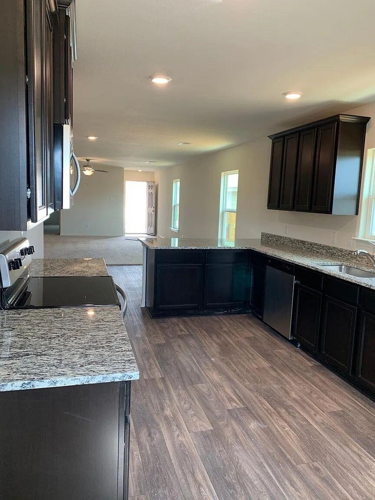 108 N Allington Cir - Photo 9