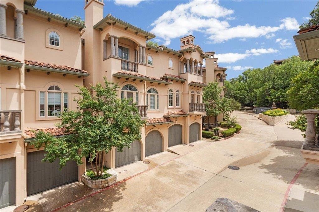 1529 Barton Springs Rd - Photo 14