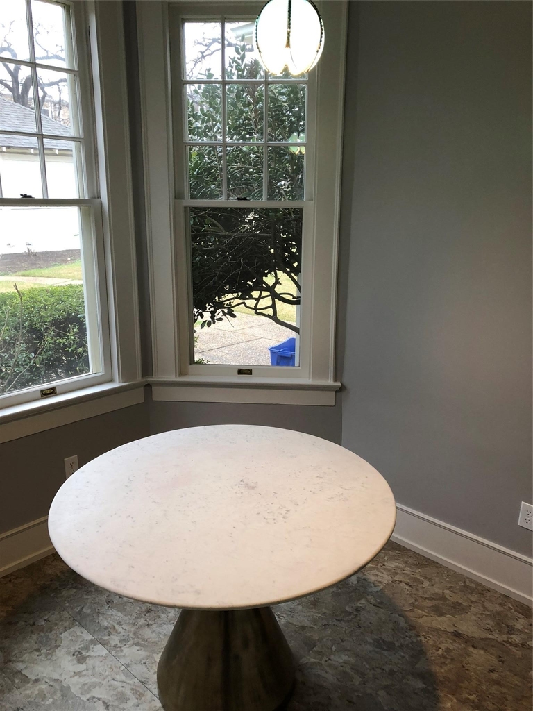104 W 33rd St - Photo 8