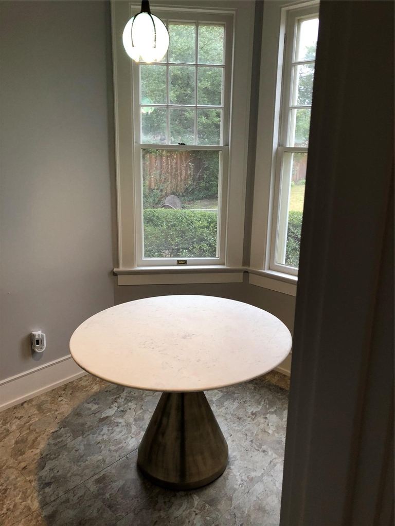 104 W 33rd St - Photo 9