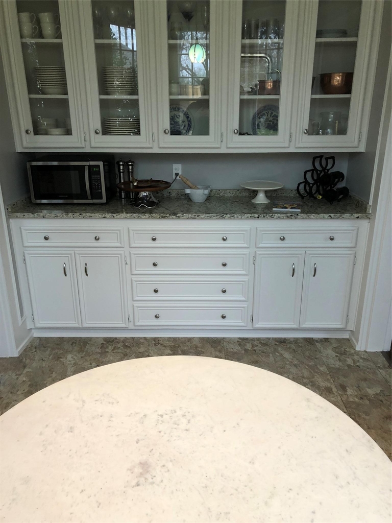 104 W 33rd St - Photo 7