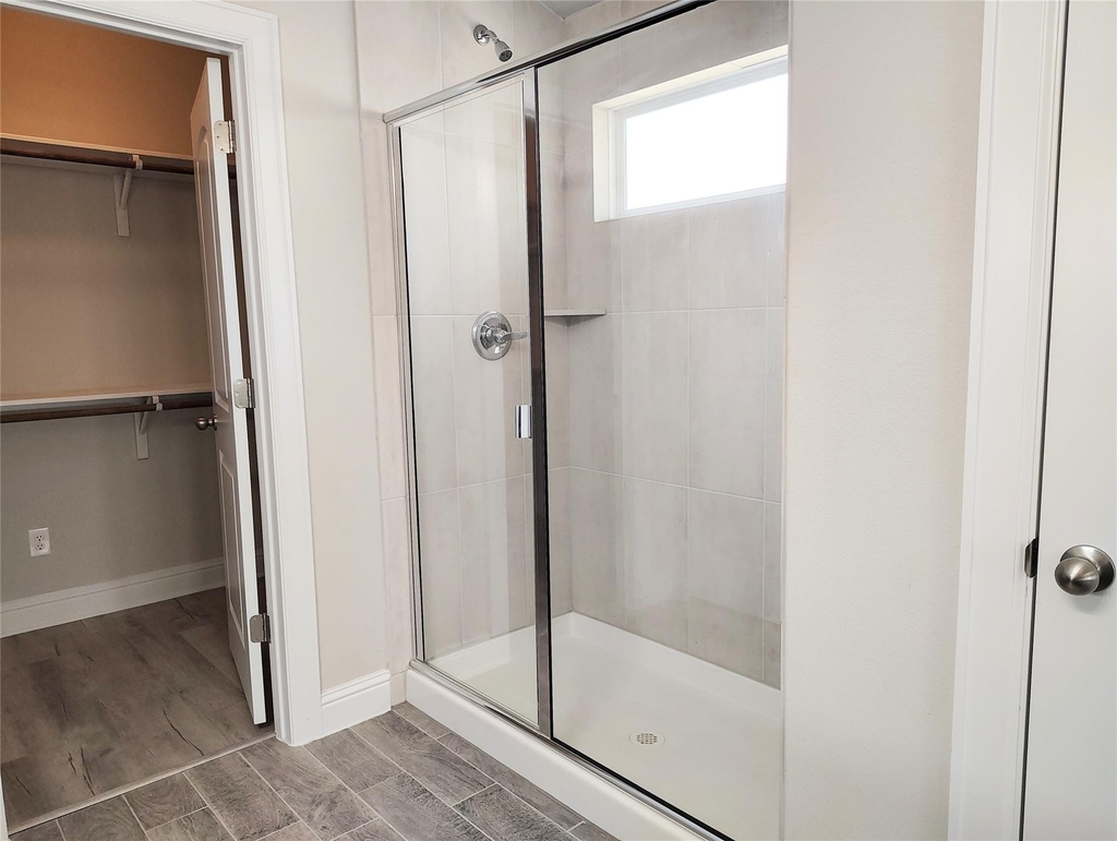 7801 Dakota Cir - Photo 18