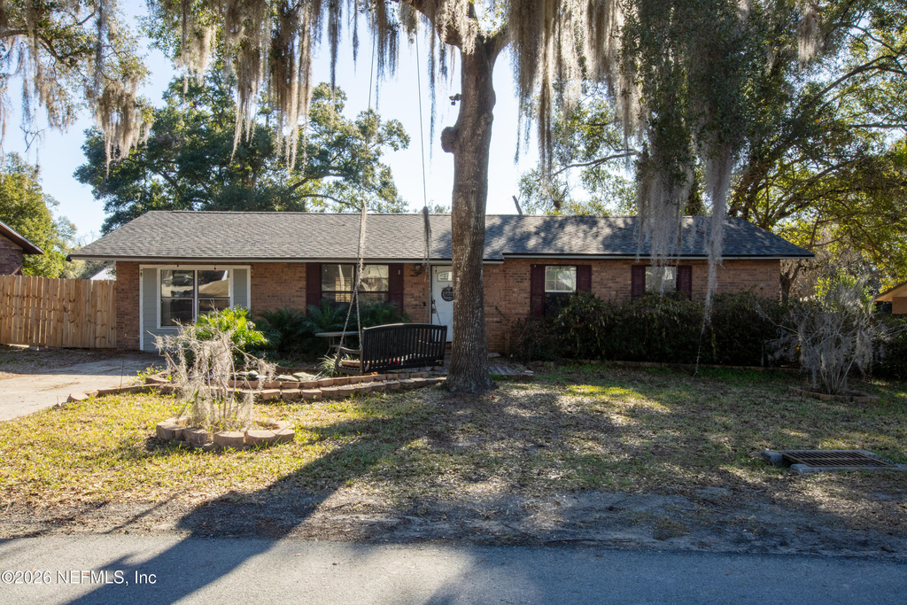 641 Sw Orange Avenue - Photo 0