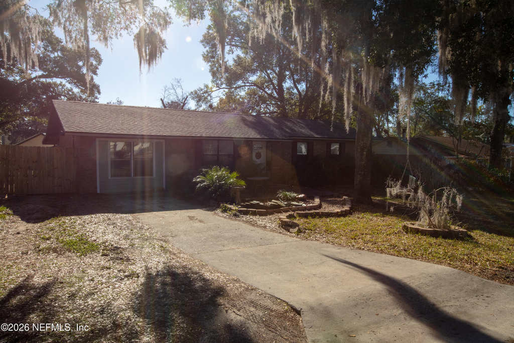 641 Sw Orange Avenue - Photo 1