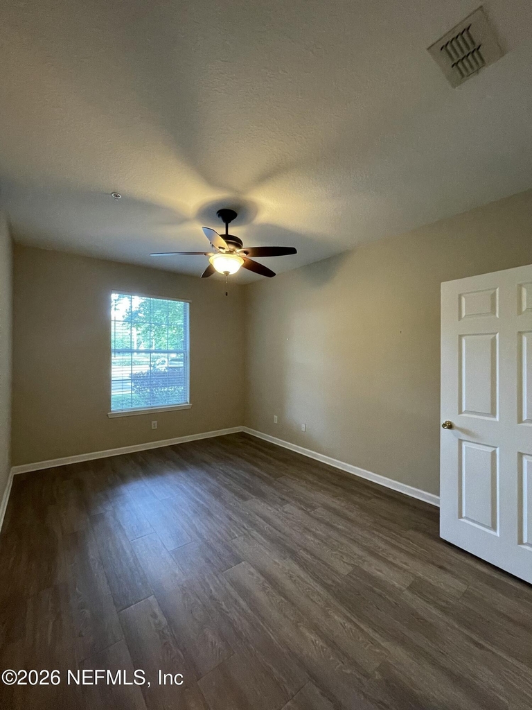 7801 Point Meadows Drive - Photo 11