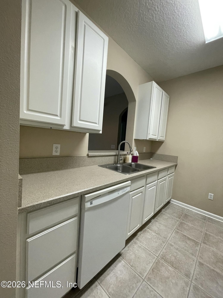 7801 Point Meadows Drive - Photo 14