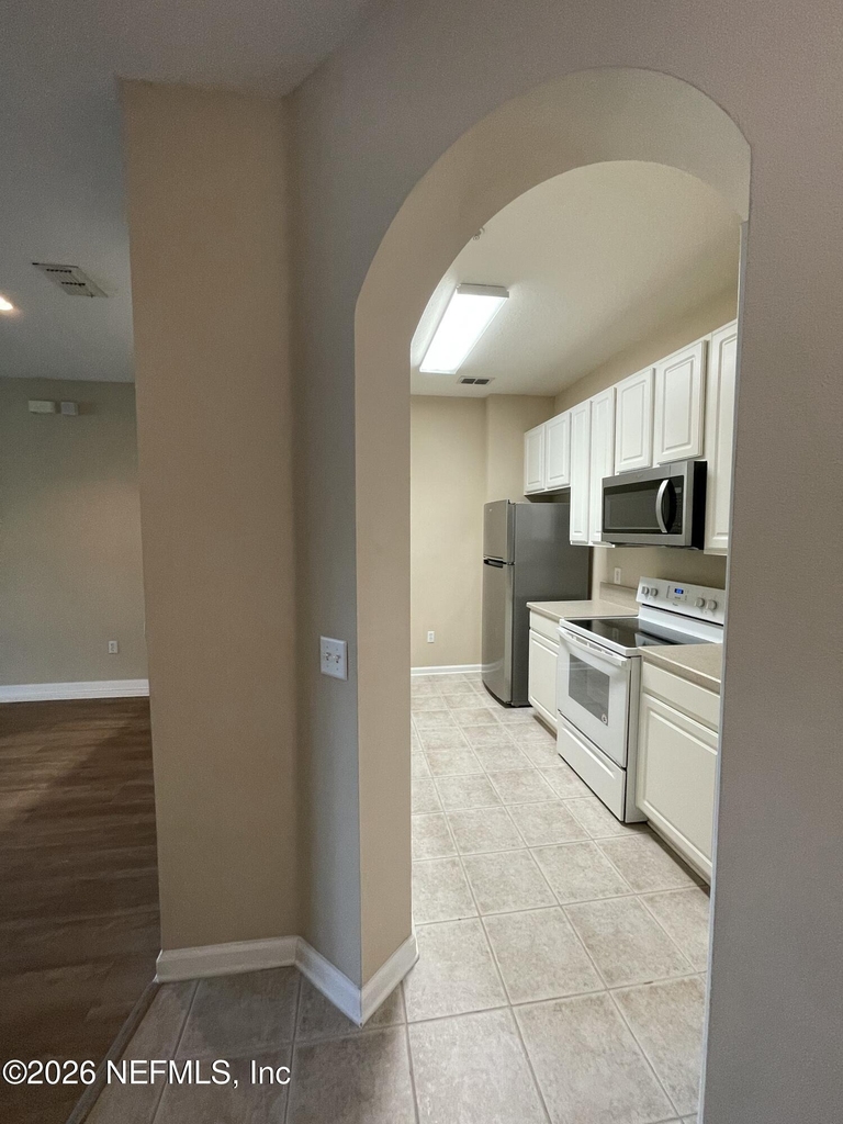 7801 Point Meadows Drive - Photo 17