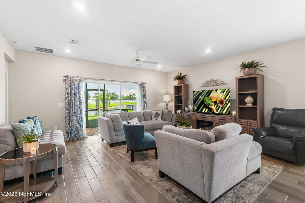 89 Ash Breeze Cove - Photo 2