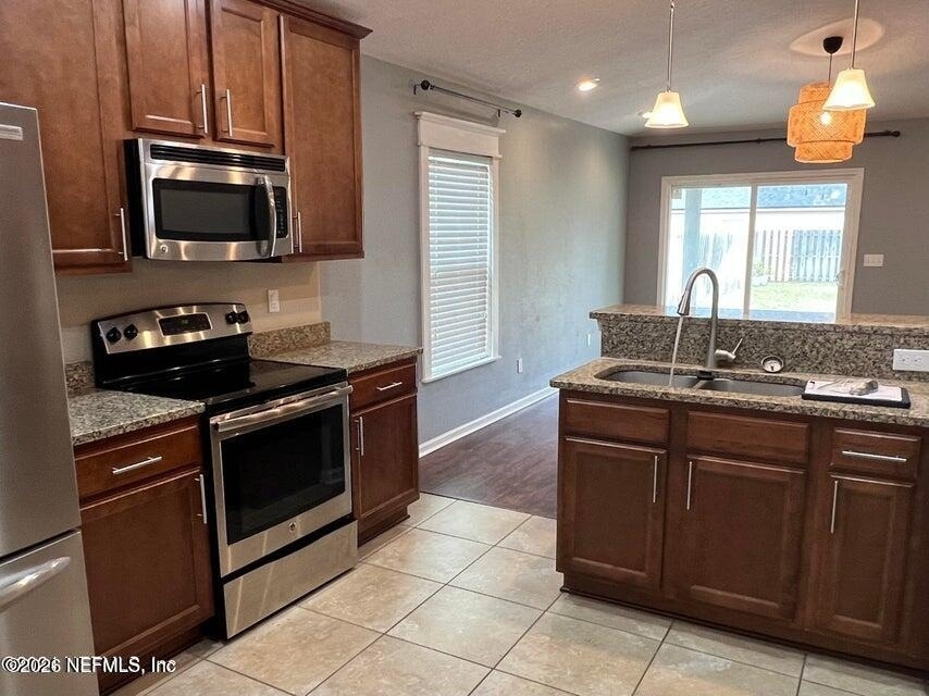 4198 Victoria Lakes Drive W - Photo 8