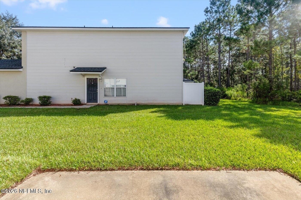 8618 Ribbon Falls Lane - Photo 17