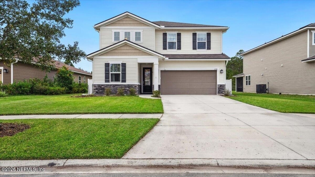 1120 Persimmon Drive - Photo 0