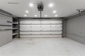 135 Barrington Drive E - Photo 13