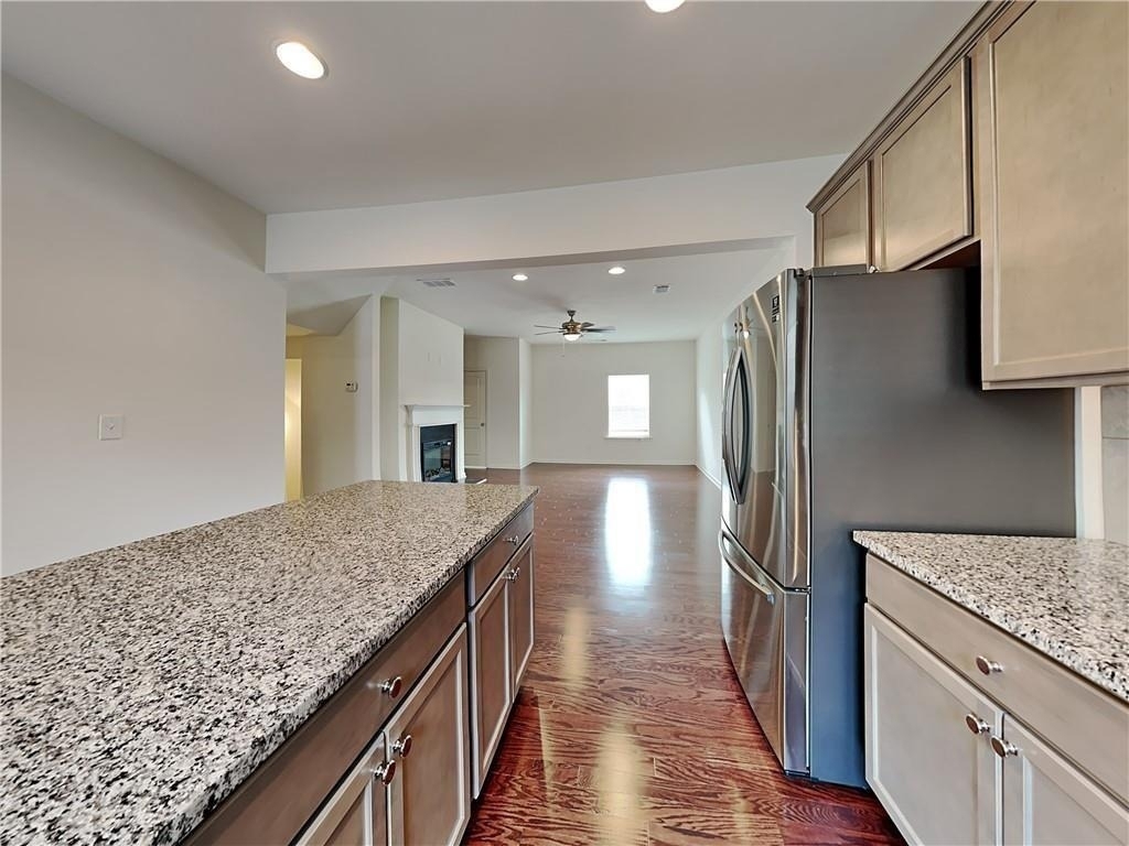 975 Society Circle Sw - Photo 4