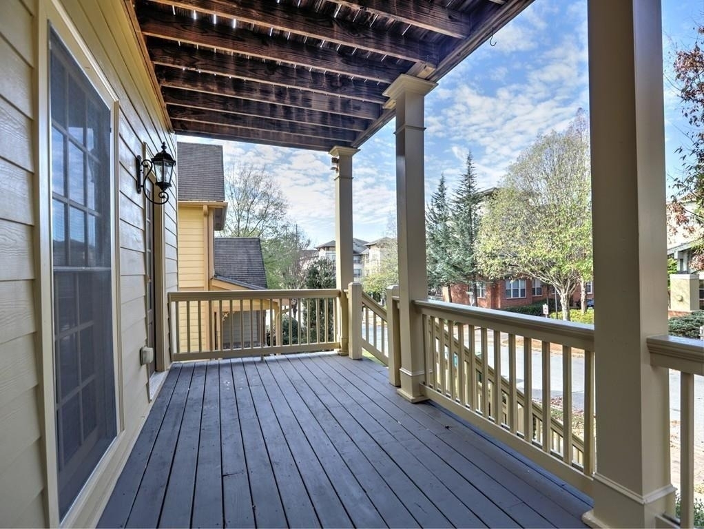 975 Odessa Drive Nw - Photo 5