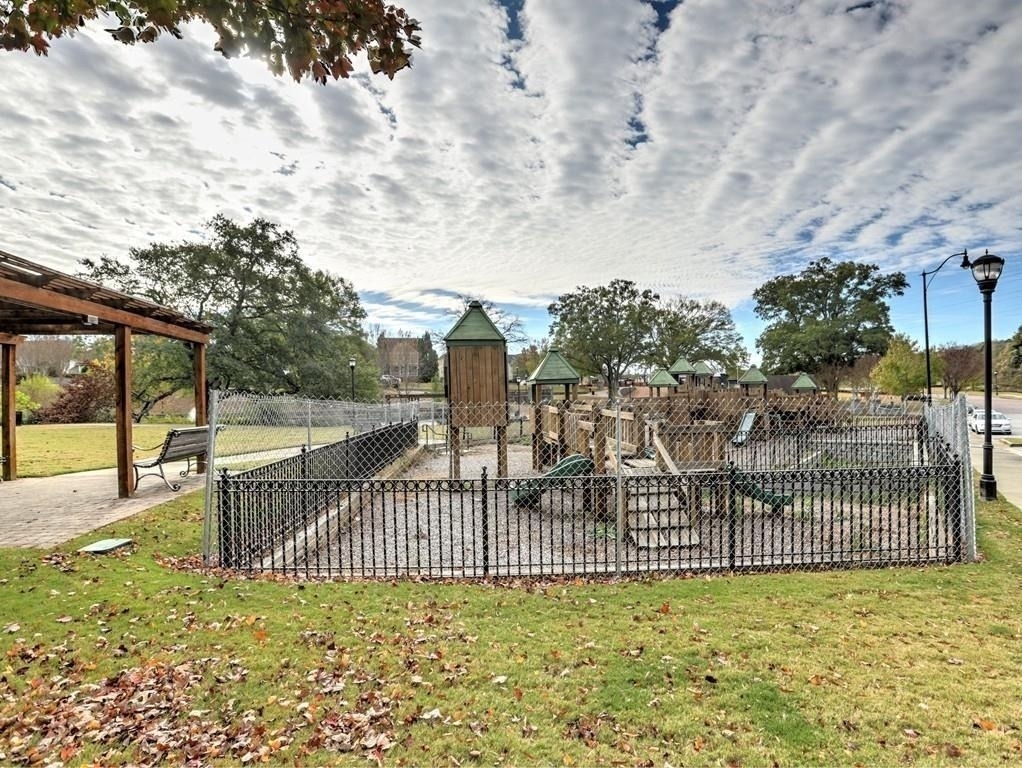 975 Odessa Drive Nw - Photo 45