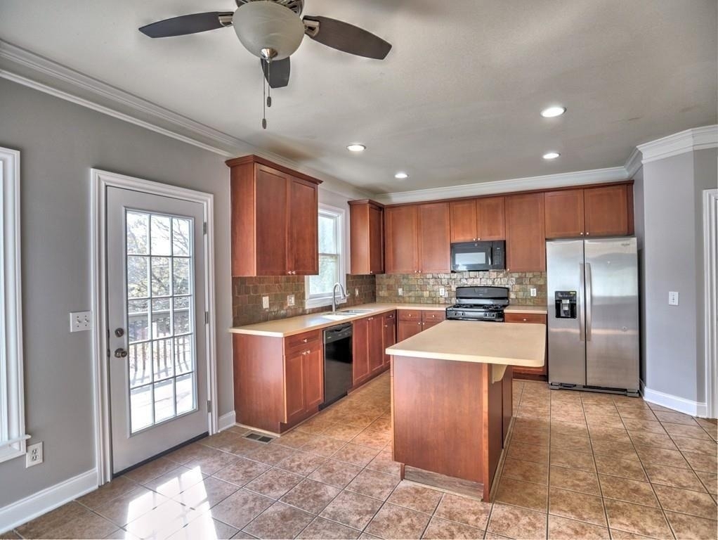 975 Odessa Drive Nw - Photo 15