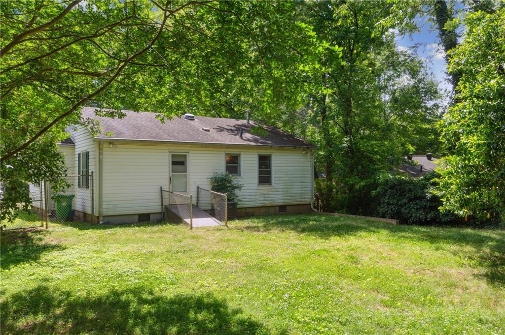1682 Bridgeport Drive Ne - Photo 18
