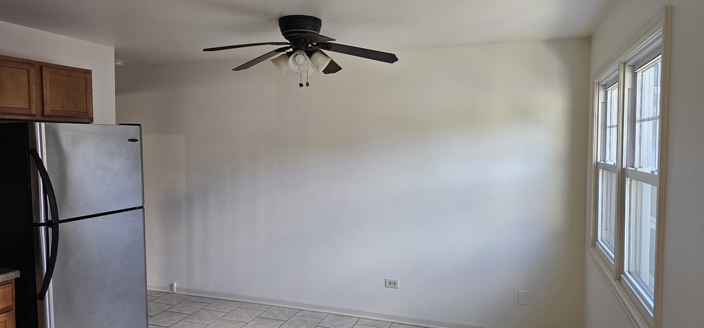 833 Village Quarter Road - Photo 8